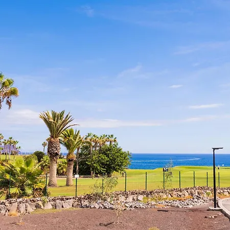 Swing & Golf Penthouse * 산미겔데아보나